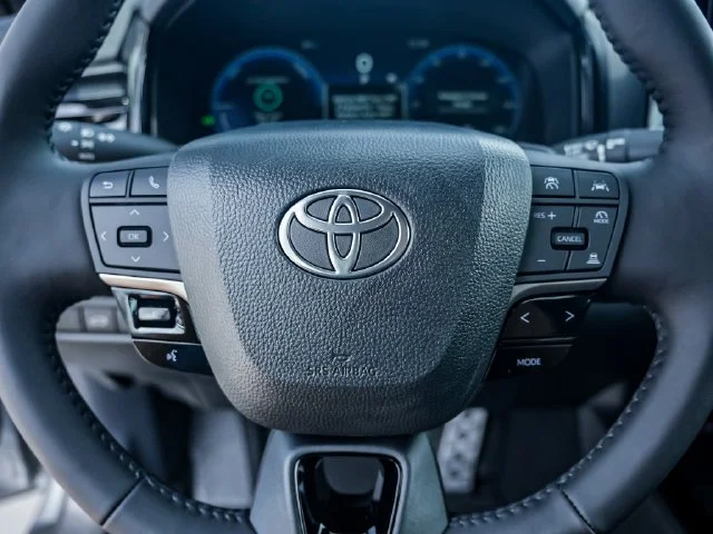 New 2026 Heavy Metal with Midnight Black Metallic roof Toyota XSE image 17