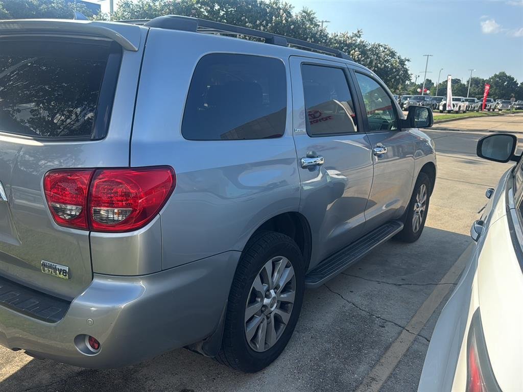 Used 2012 Silver Sky Metallic TOYOTA Limited image 4