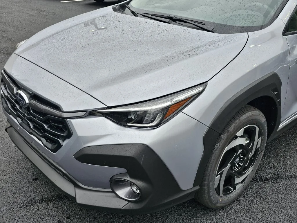 New 2026 ICE SILVER METALLIC Subaru Limited Hybrid image 6
