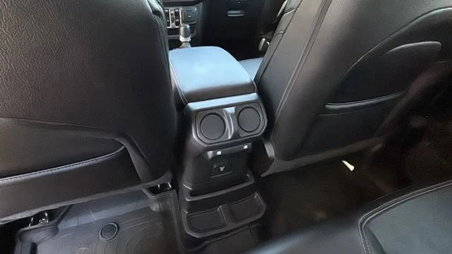 Used 2022 Black Jeep Unlimited Sahara 4x4 image 20