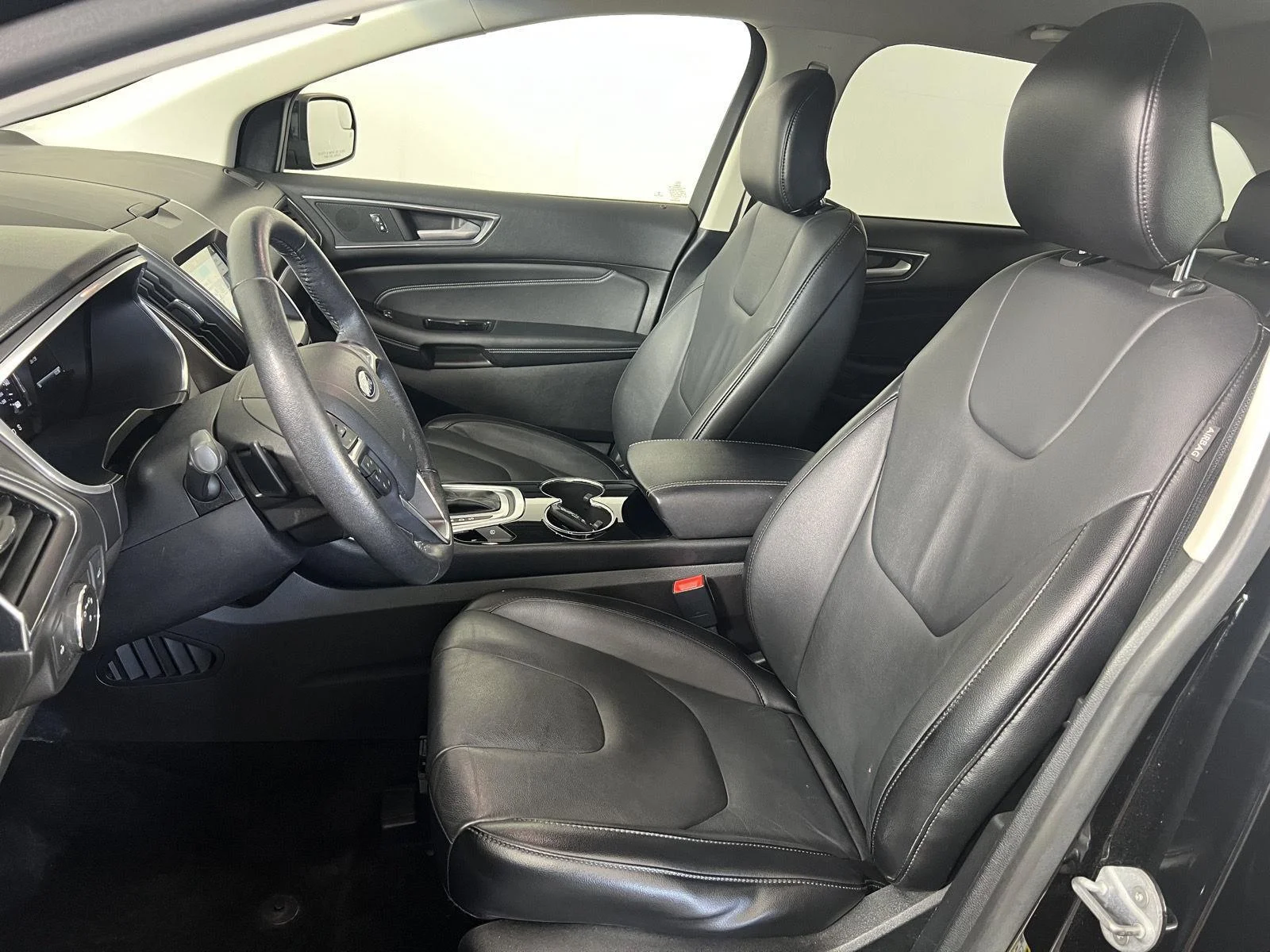 Used 2018 Shadow Black Ford Titanium image 11