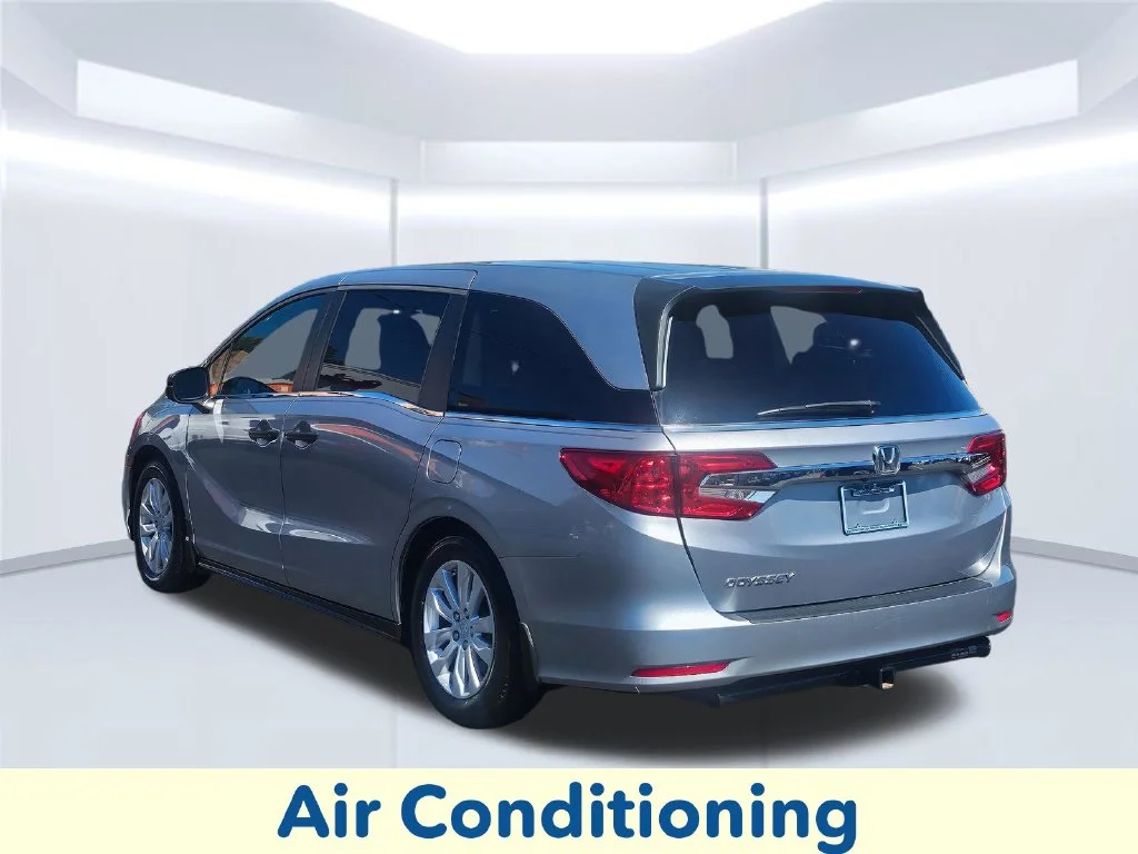 Used 2019 Lunar Silver Metallic Honda LX image 19