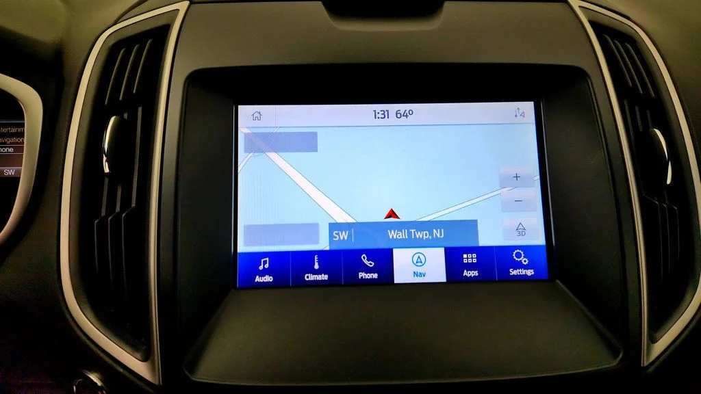 Used 2020 Star White Metallic Tri-Coat Ford ST Line AWD w/ Vista Roof & Co-Pilot360 Assist+ image 19
