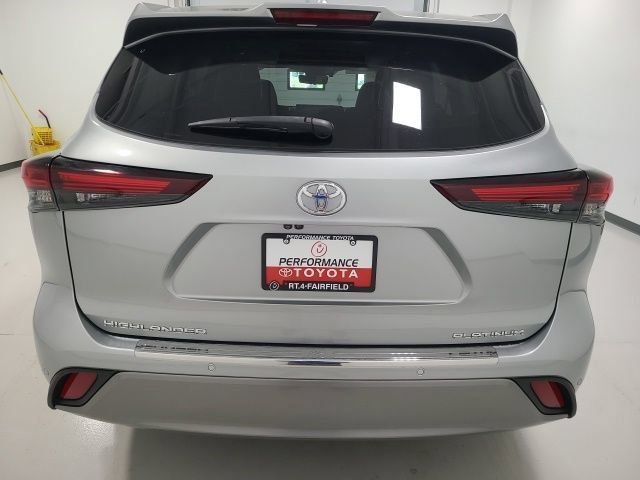 2024 Toyota Highlander Platinum - Photo 45
