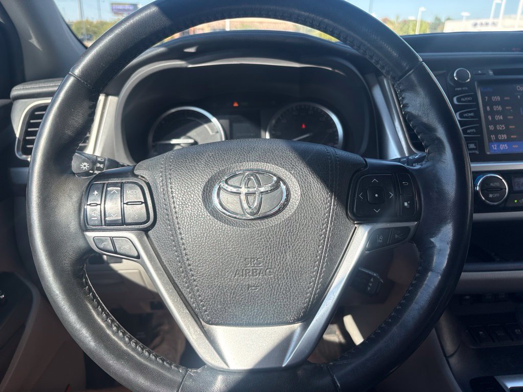 Used 2019 Predawn Gray Mica Toyota Limited Platinum image 17
