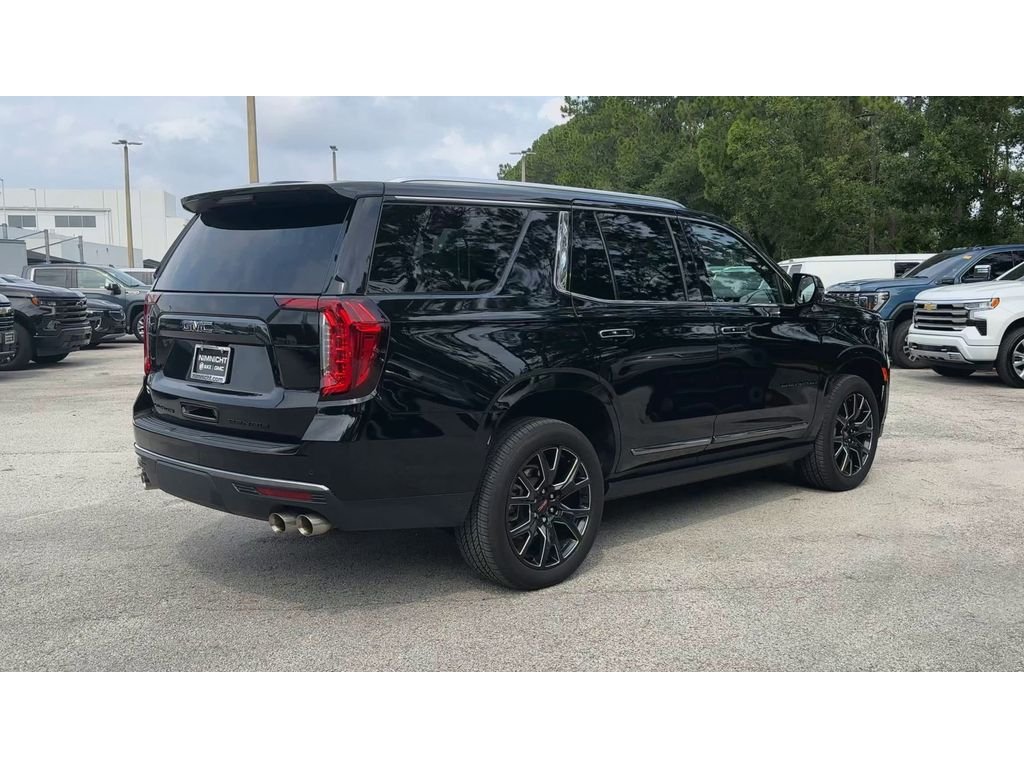 2024 GMC Yukon Denali Ultimate - Photo 8