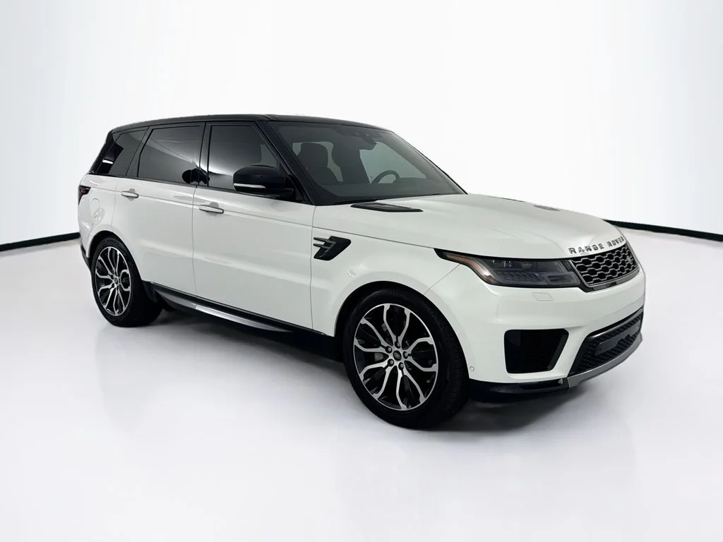 Certified Used 2022 White Land Rover HSE Silver Edition image 3