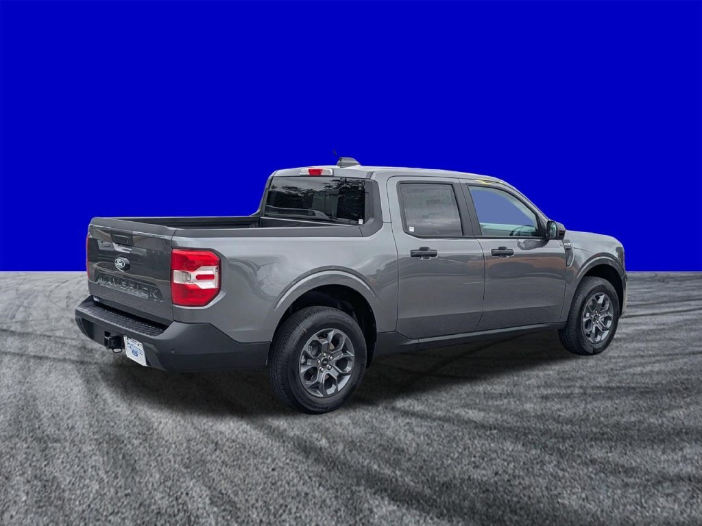 New 2026 Gray Ford XLT image 4