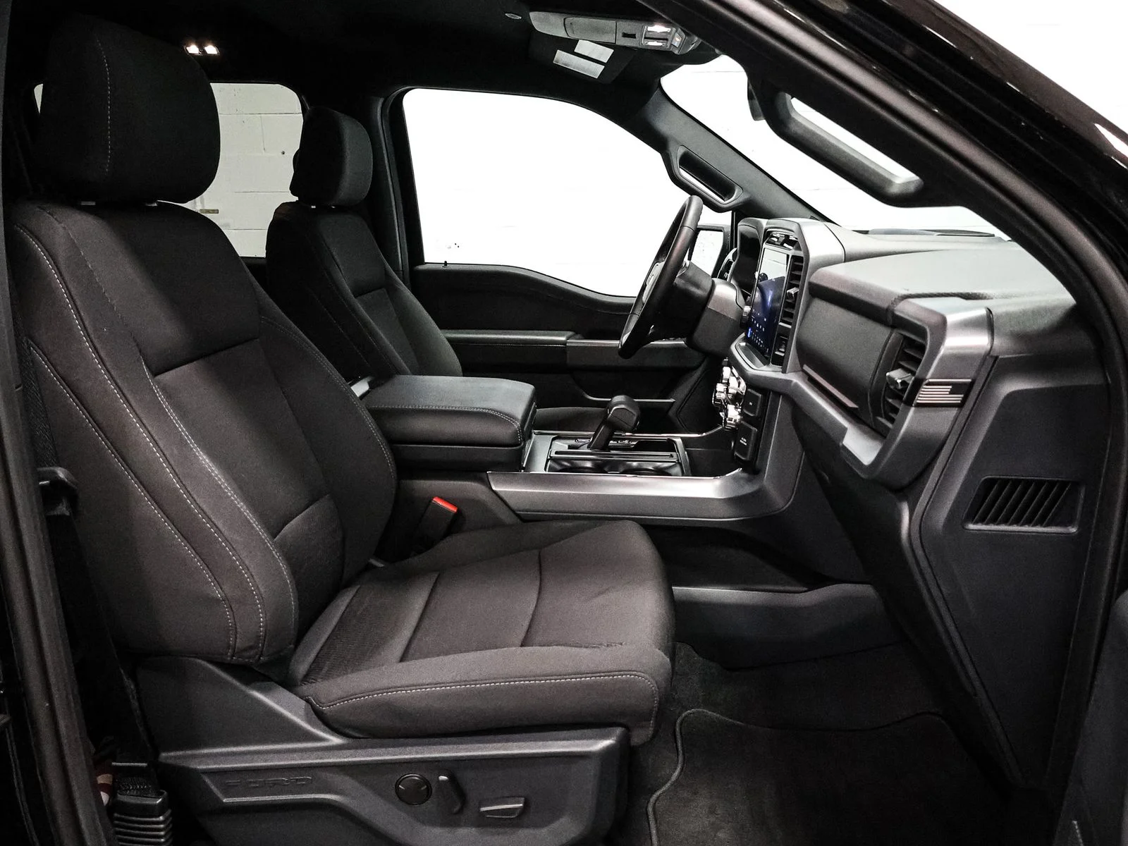 2026 Ford F-150 XLT - Photo 24