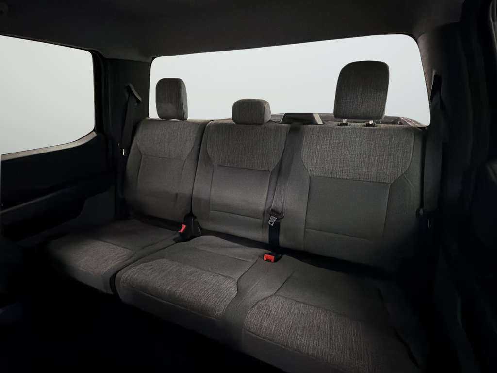 Used 2023 Black Ford XLT image 41