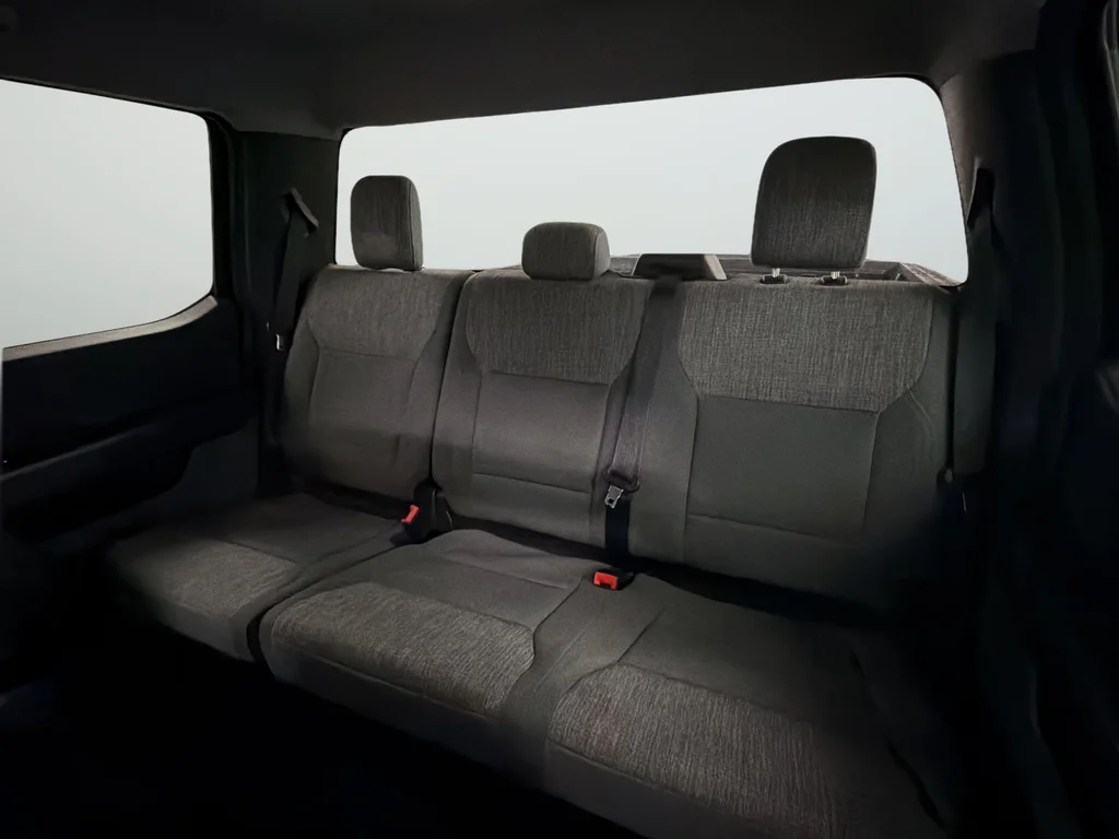 Used 2023 Black Ford XLT image 41