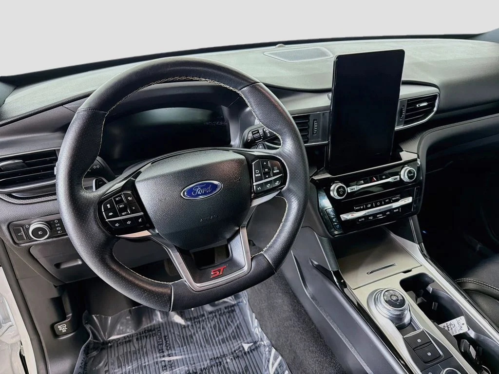 Used 2023 Star White Ford ST image 26