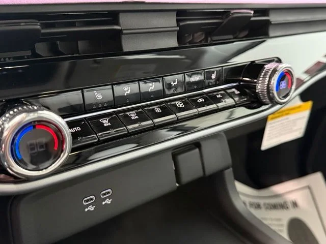 New 2026 Frostline White Pearl Honda AWD Touring image 19
