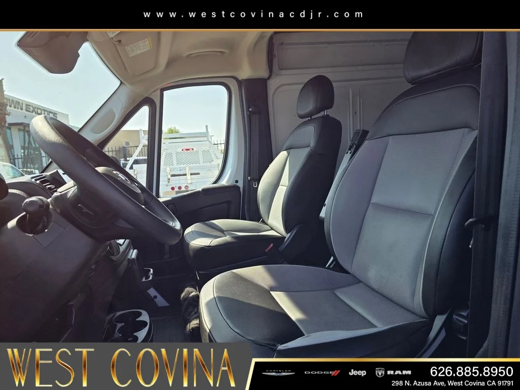 Used 2025 White Ram High Roof image 11
