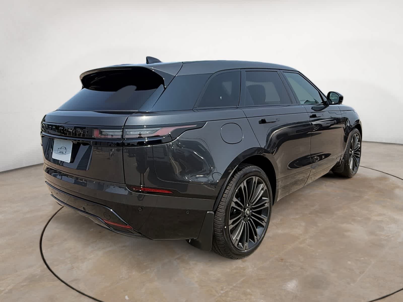 New 2026 Carpathian Grey LAND ROVER  image 5