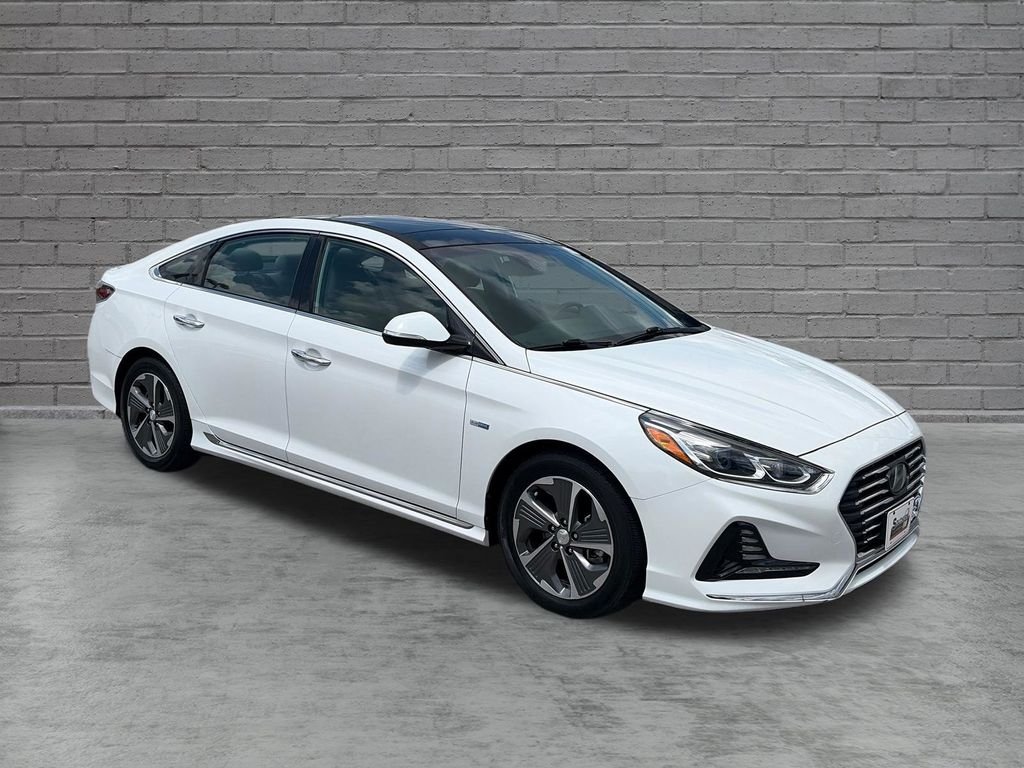 Used 2019 White Hyundai Limited image 8