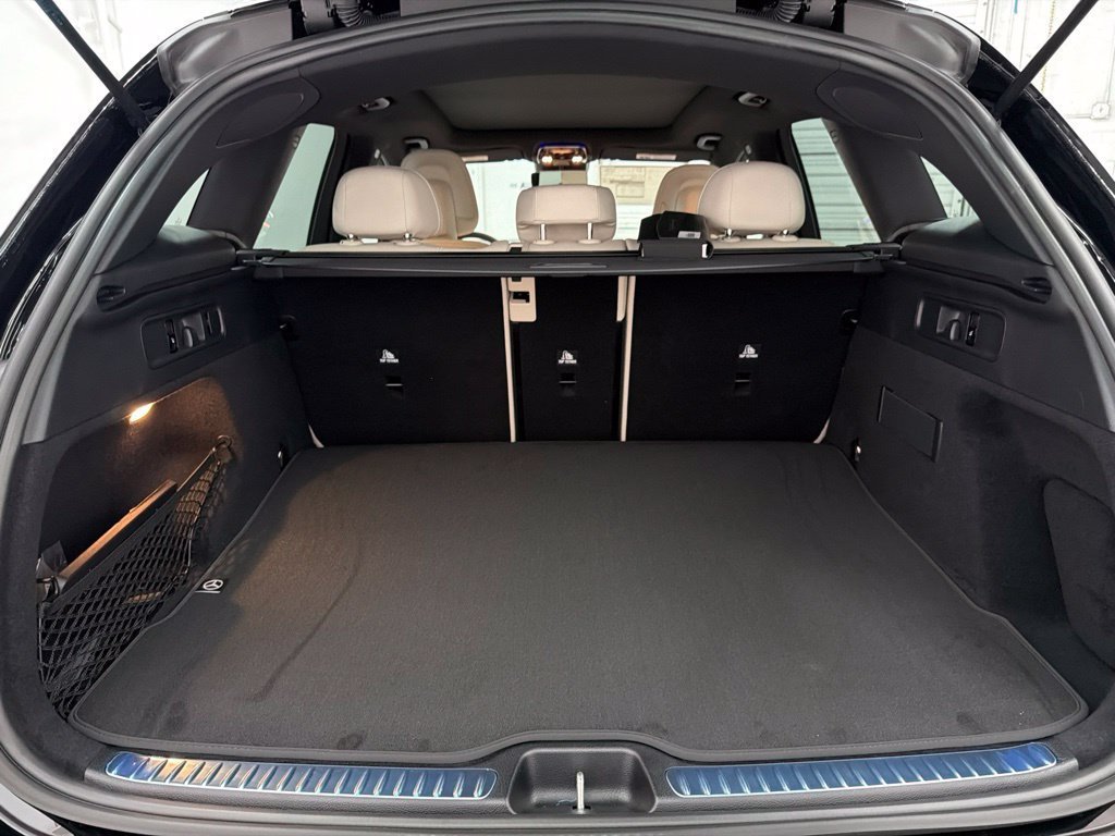 New 2027 Black Mercedes-Benz GLC 300 image 56