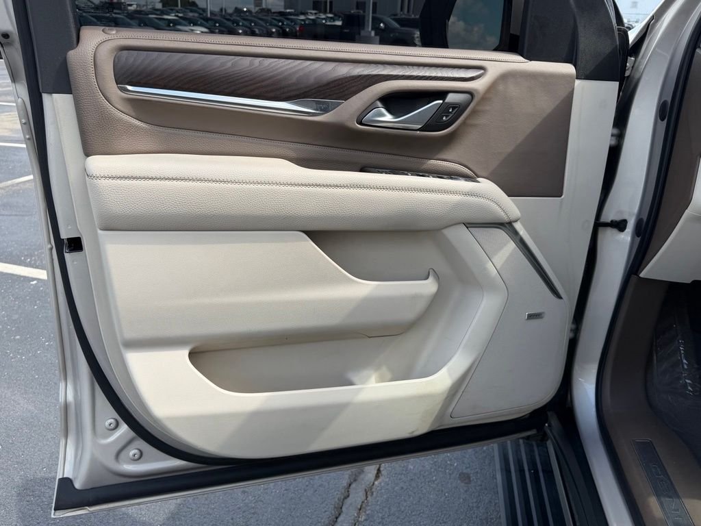 Used 2022 Beige GMC Denali image 13