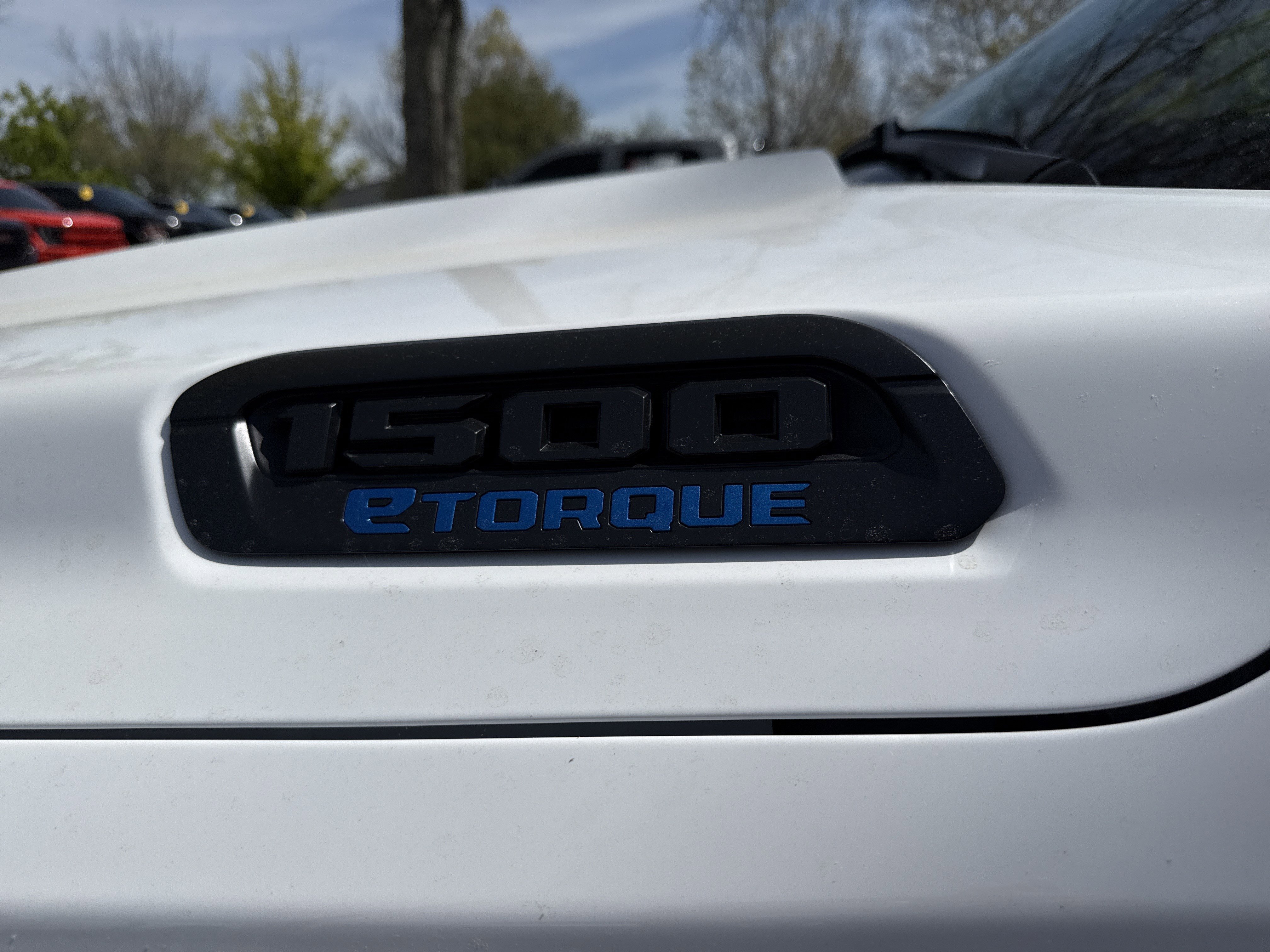 New 2026 Bright White Clear-Coat Exterior Paint RAM Warlock image 13