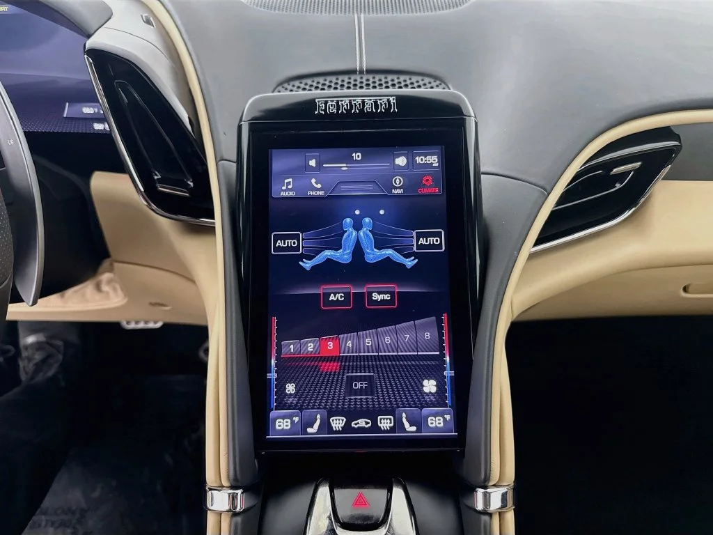 Used 2023 Blu Roma Ferrari Base image 16