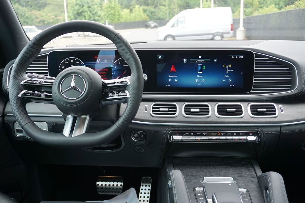 New 2026 Polar White Mercedes-Benz GLS 450 image 39