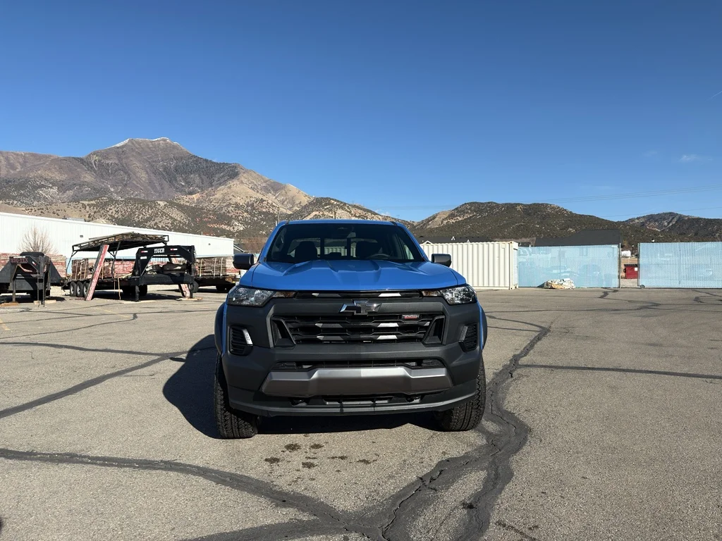 2025 Chevrolet Colorado Trail Boss - Photo 9