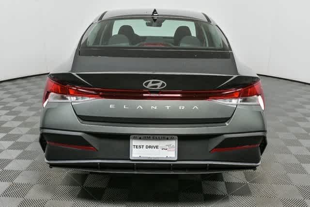 New 2026 Amazon Gray Hyundai SE image 6