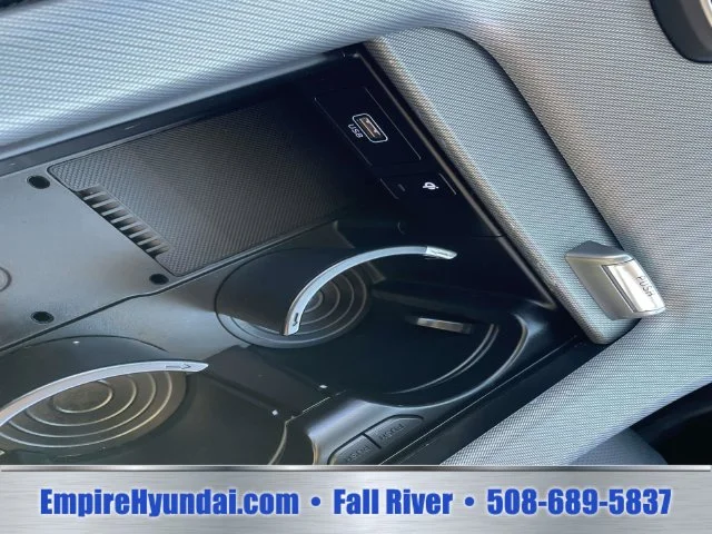 Used 2025 Gray Hyundai SEL image 26