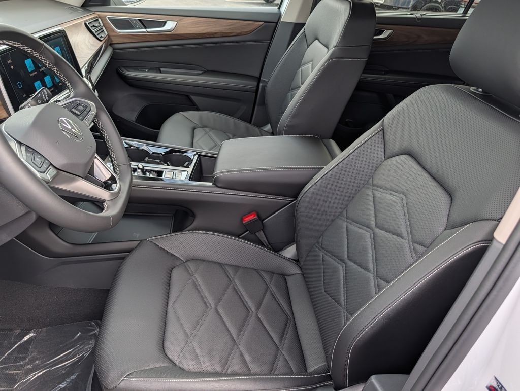 2026 Volkswagen Atlas SE w/Tech - Photo 10