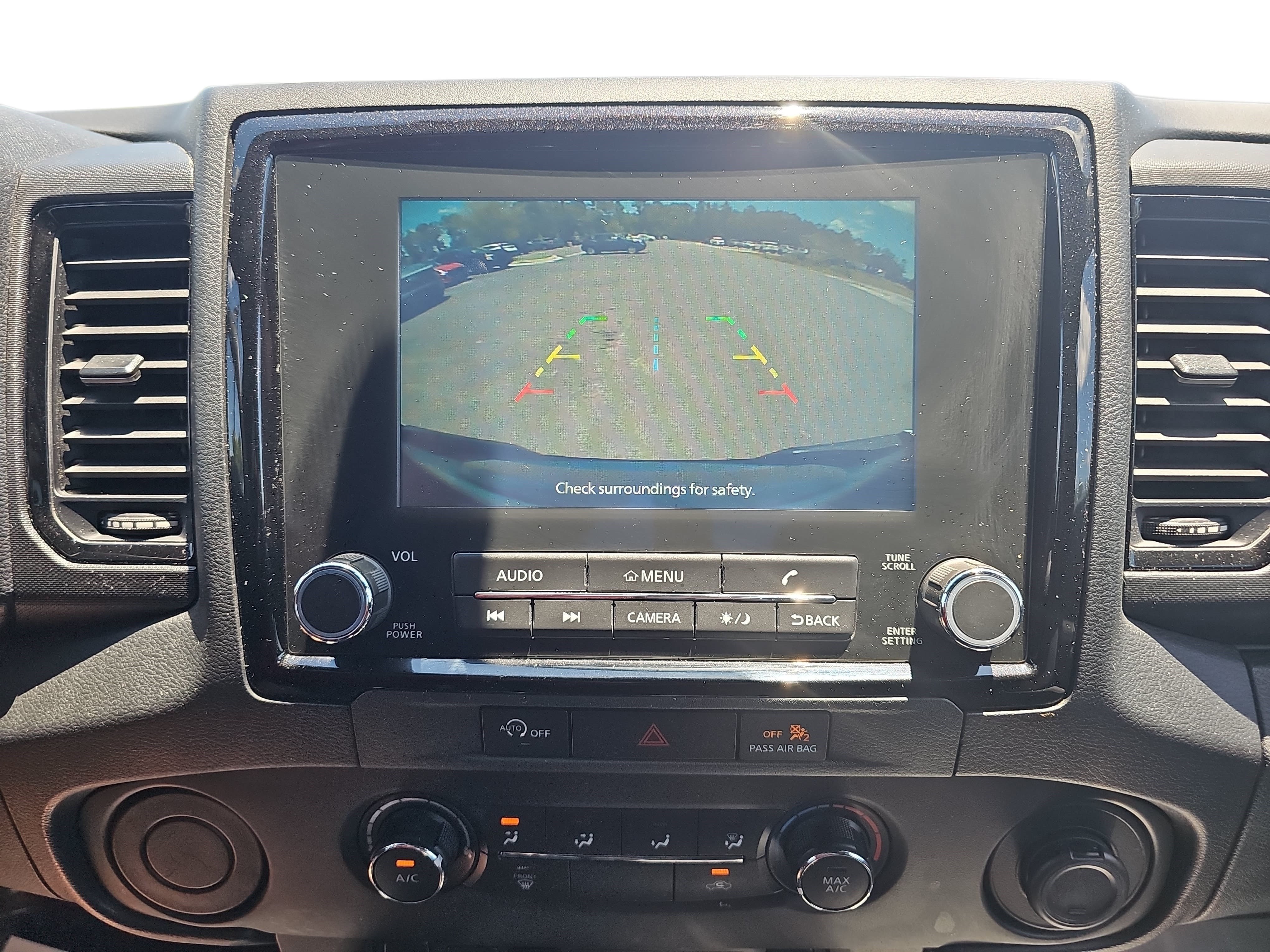 Used 2023 Glacier White Nissan SV image 18