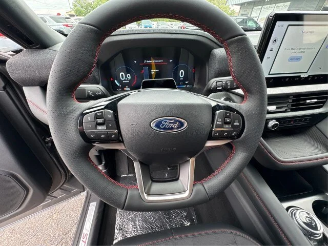 New 2026 Carbonized Gray Metallic Ford ST-Line image 38
