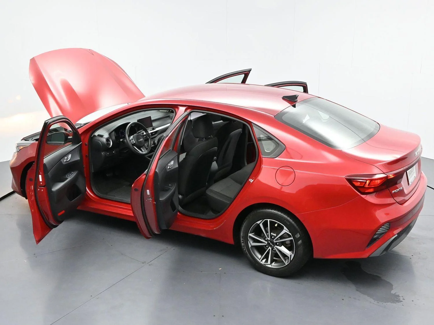 Used 2022 Currant Red Kia LXS image 35