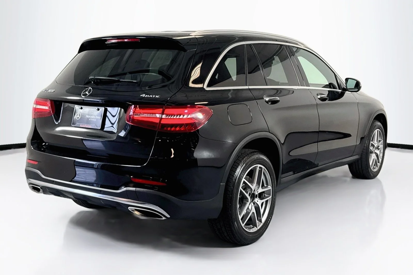 Used 2019 Black Mercedes-Benz GLC 300 image 5
