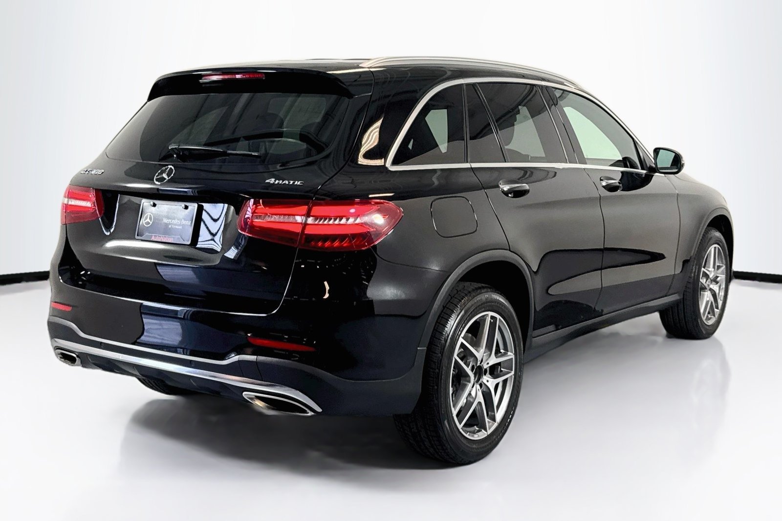 Used 2019 Black Mercedes-Benz GLC 300 image 5