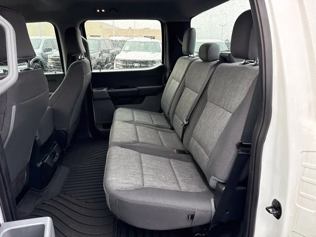 Used 2023 Oxford White Ford XL image 19