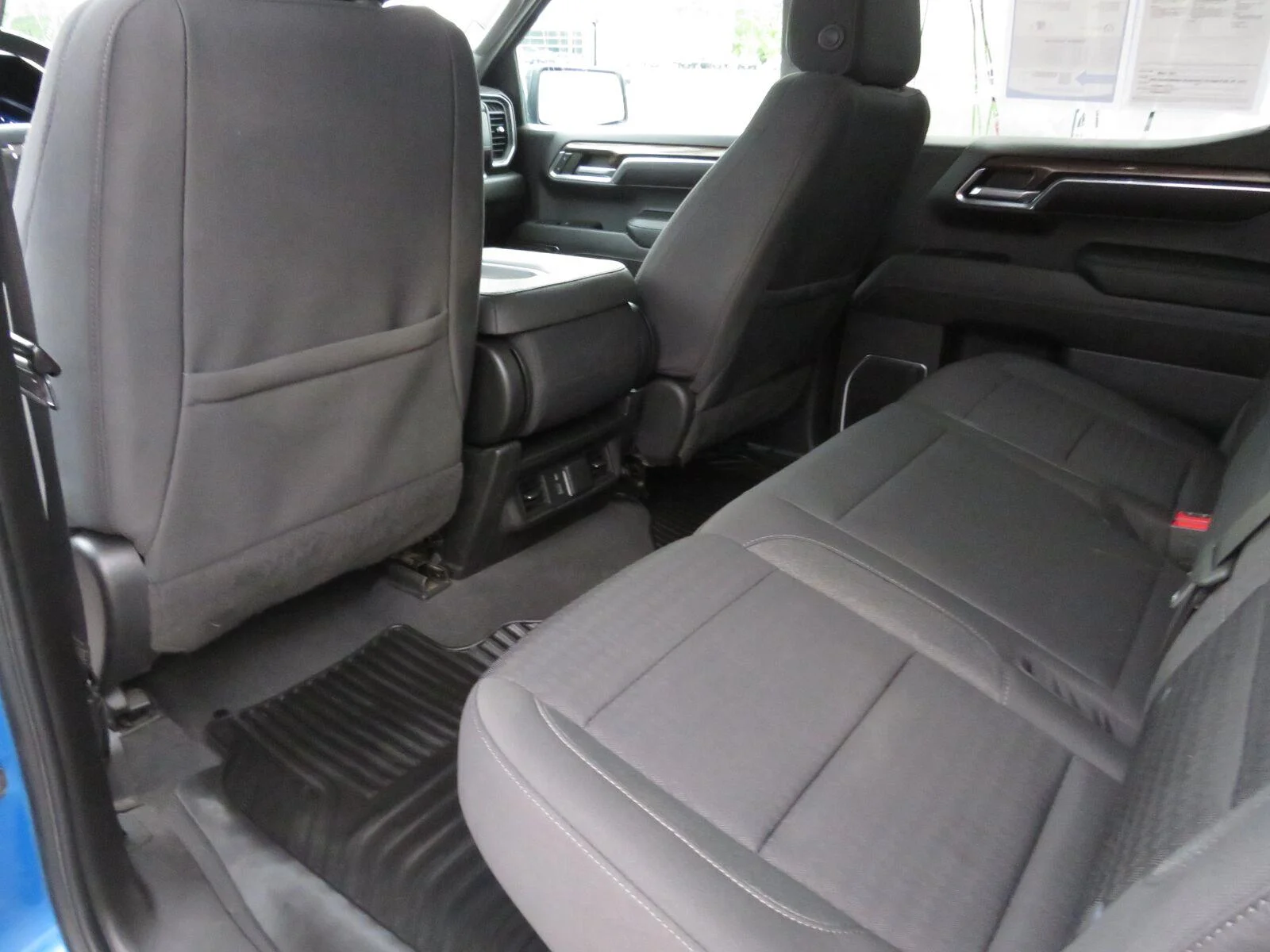 Used 2023 GLACIER BLUE METALLIC Chevrolet RST image 28