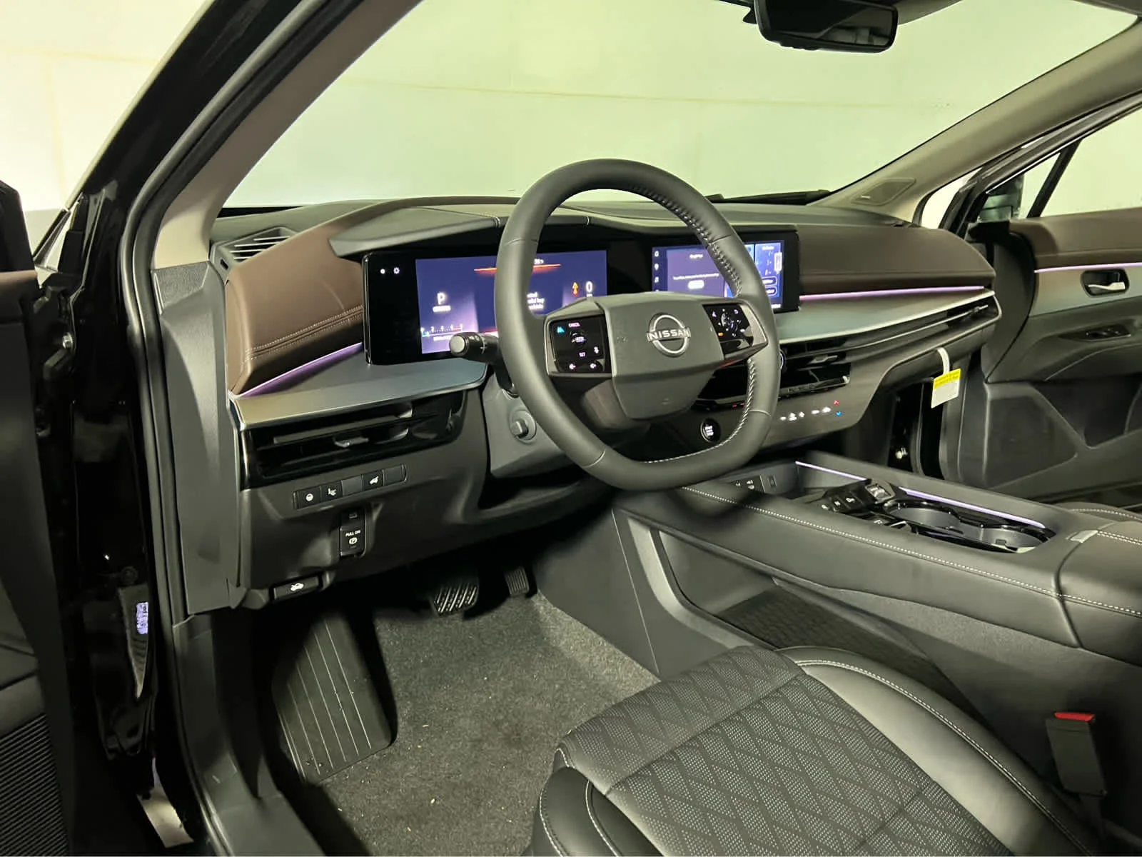 New 2026 SUPER BLAC Nissan Platinum image 14