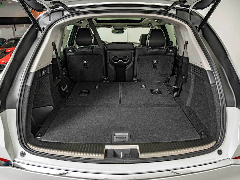 Used 2026 Platinum White Acura Advance Package image 38