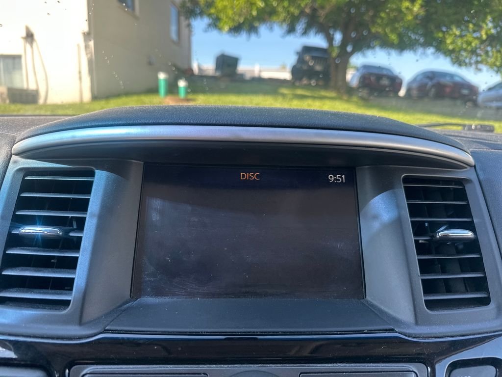 Used 2020 Gray Nissan S image 15