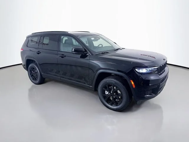 2025 Jeep Grand Cherokee L Altitude X for sale at Sam Leman Chrysler Jeep Dodge of Bloomington