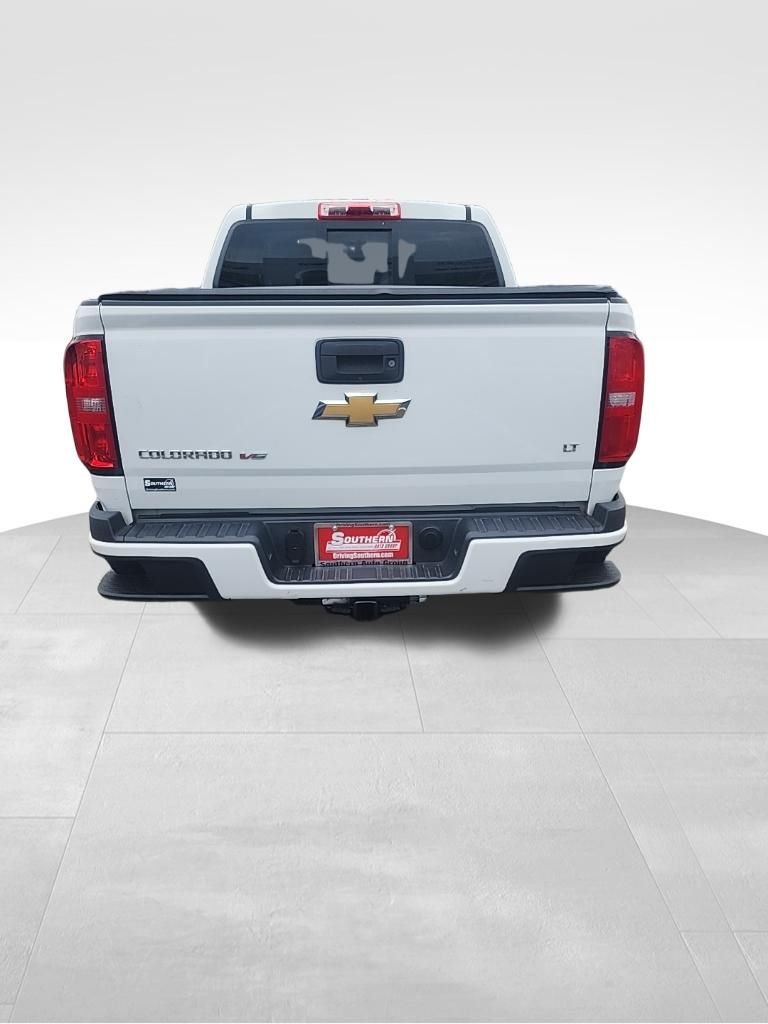 Used 2019 White Chevrolet LT image 8