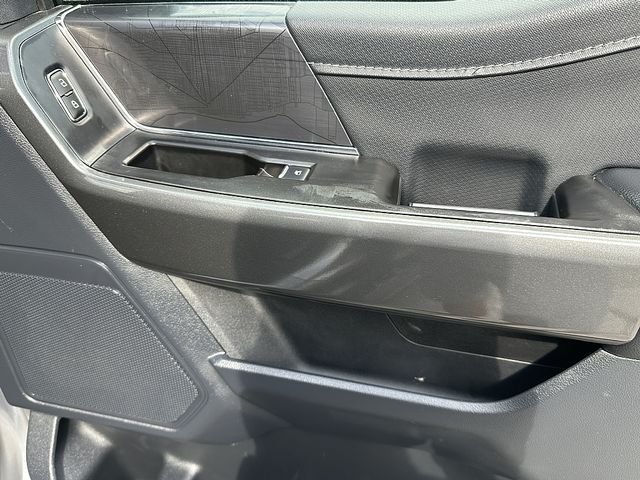 Used 2023 Silver Ford XLT image 12