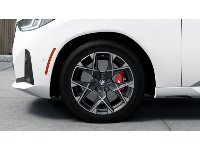 New 2026 Alpine White BMW 30 xDrive image 7