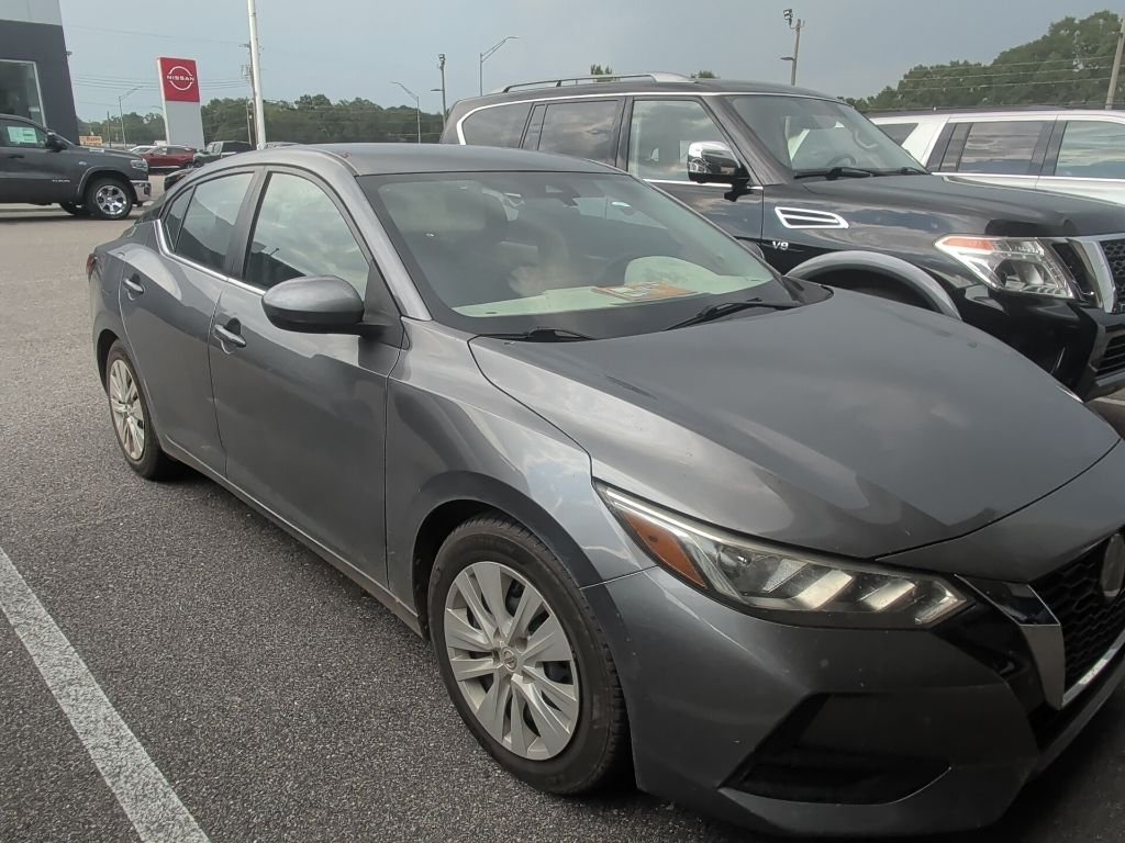 Used 2023 Gray Nissan S image 3