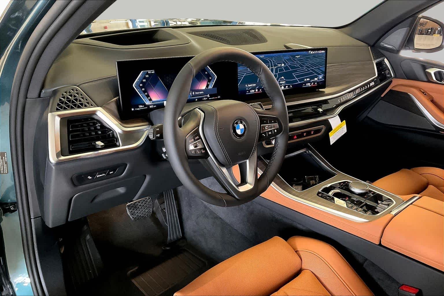 Used 2026 Blue Ridge Mountain Metallic BMW sDrive40i image 12