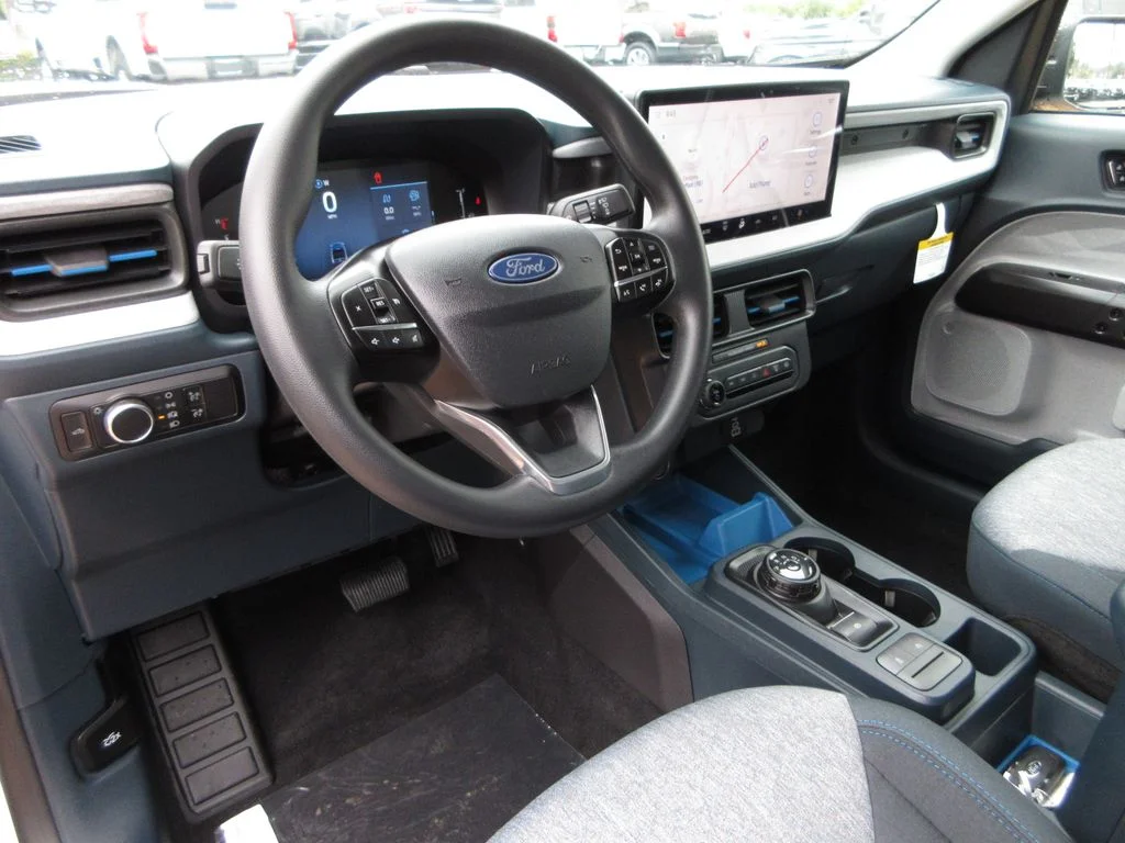 New 2026 Oxford White Ford XLT image 13