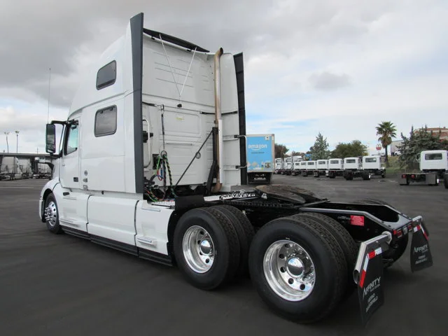 2024 Volvo VN - Photo 6