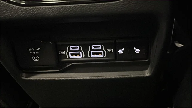 Used 2025 Gray Metallic Jeep Limited image 33