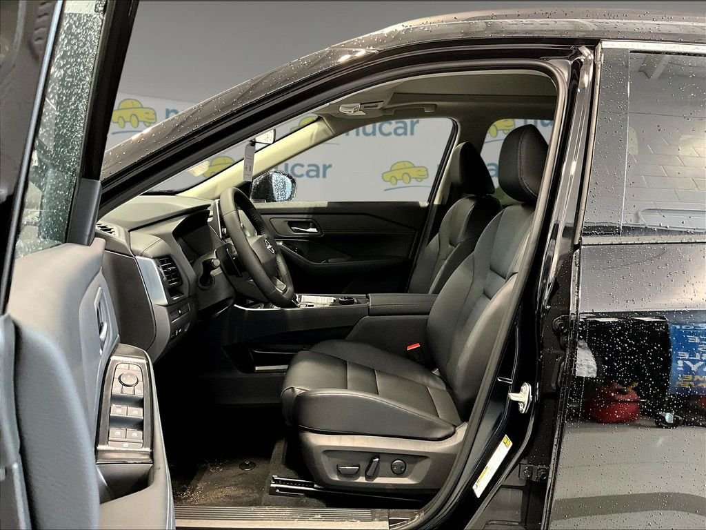 New 2026 Black Nissan Dark Armor image 9