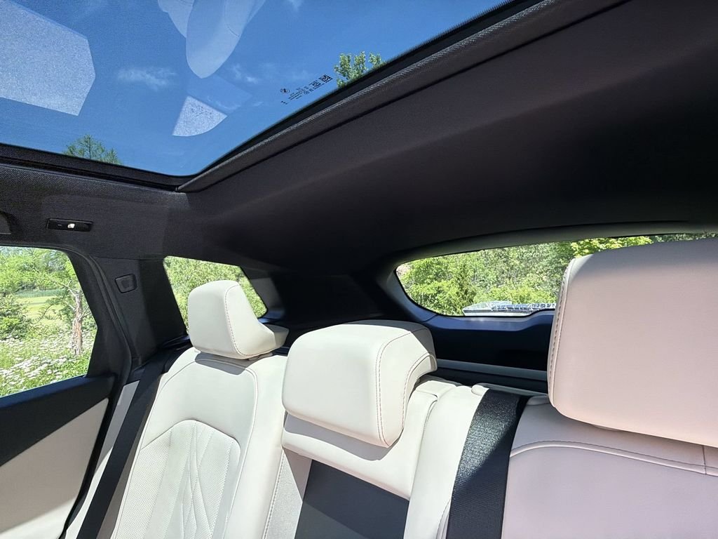 New 2026 Skyscraper Grey Metallic BMW 30 xDrive image 26